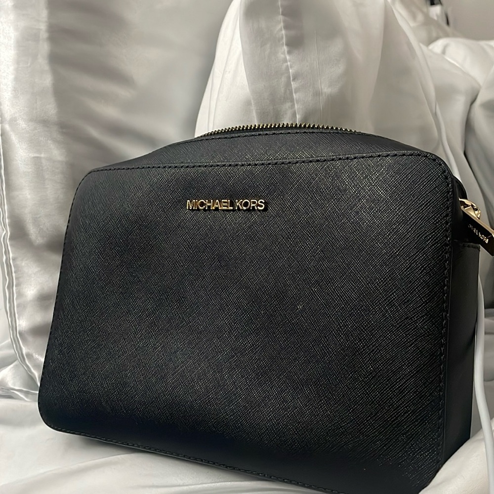 Michael Kors crossbody